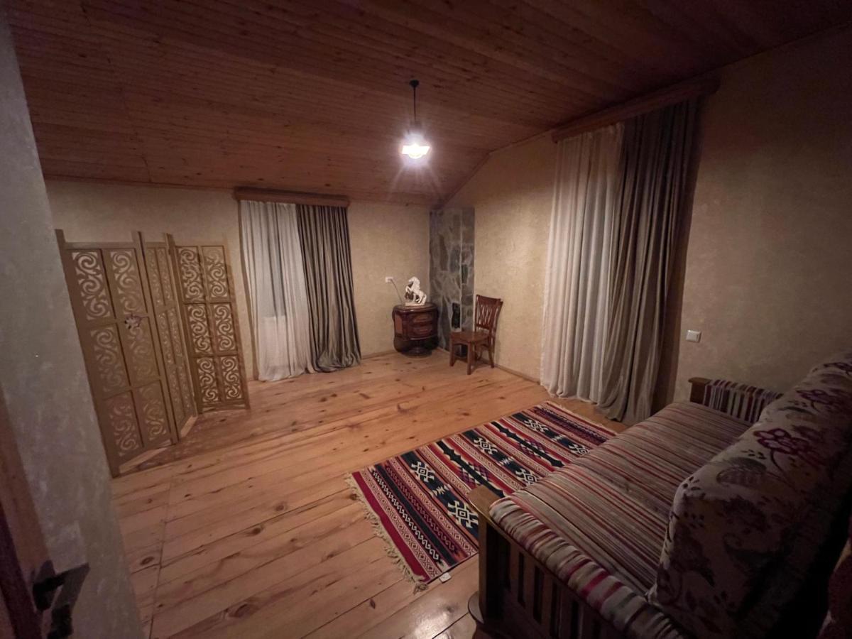 Laghami Guest House Mestia Eksteriør bilde